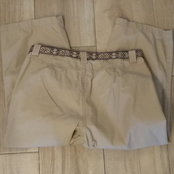 Khaki Belted Capris - Picture 3 of 5